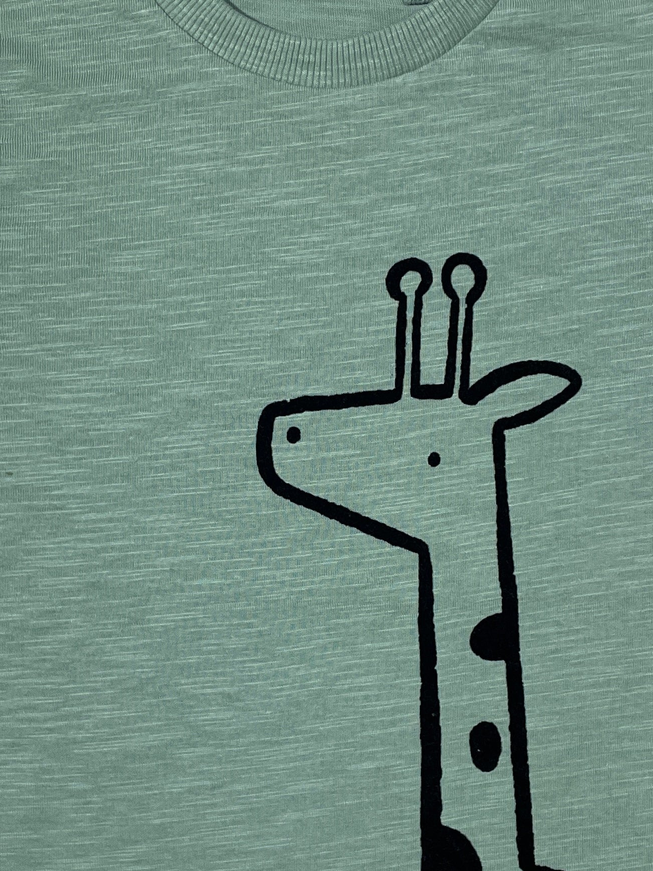 Giraffe Peek Graphic Tee